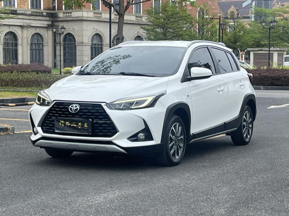 Toyota Yaris L