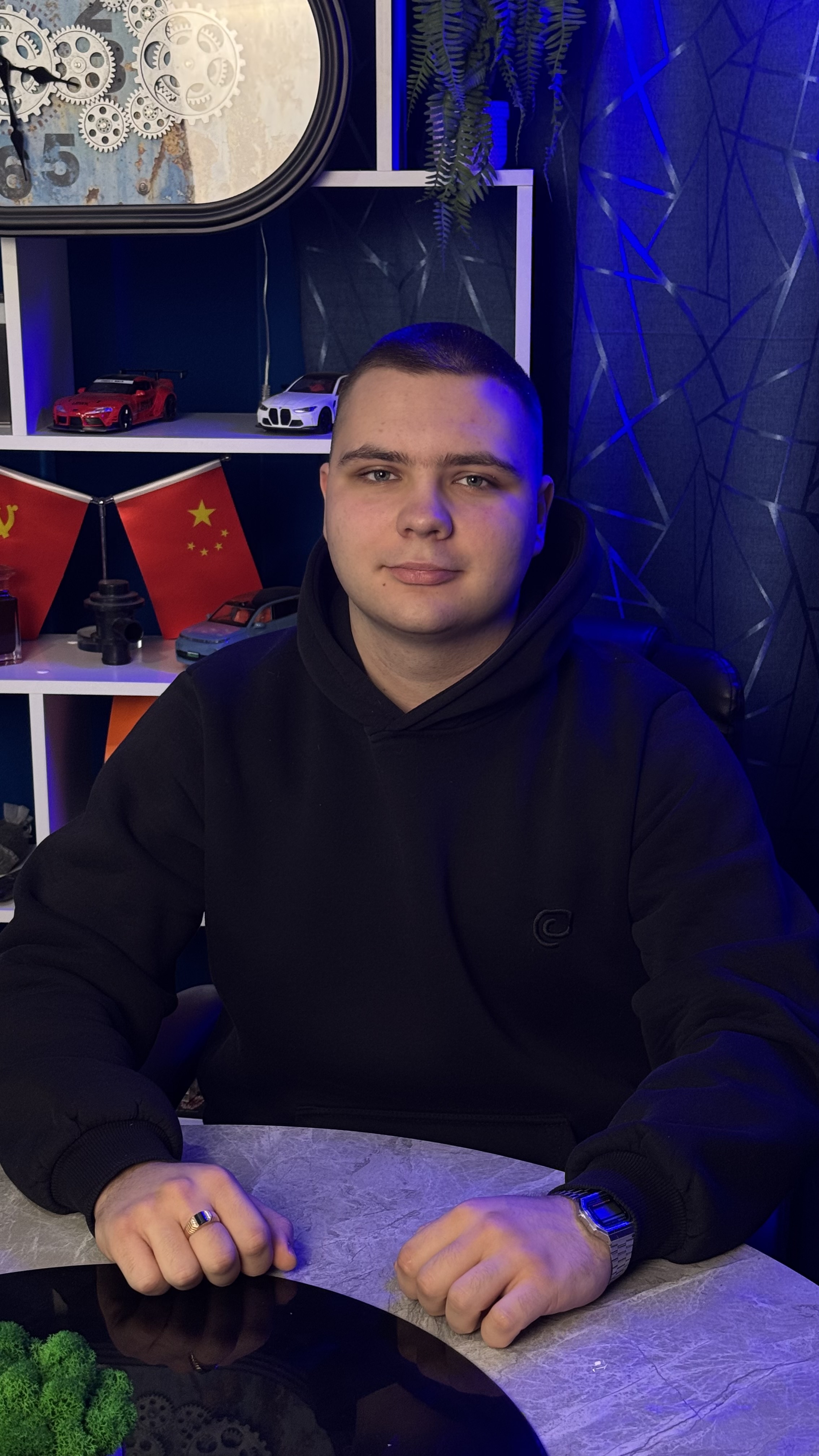 Александр